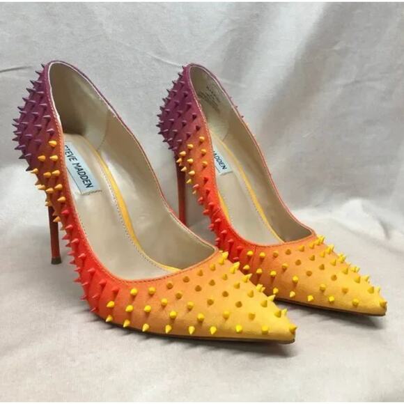 Steve Madden Spiked Stilettos VALA-S ORANGE MULTI Ombre Size 6 - Picture 2 of 2